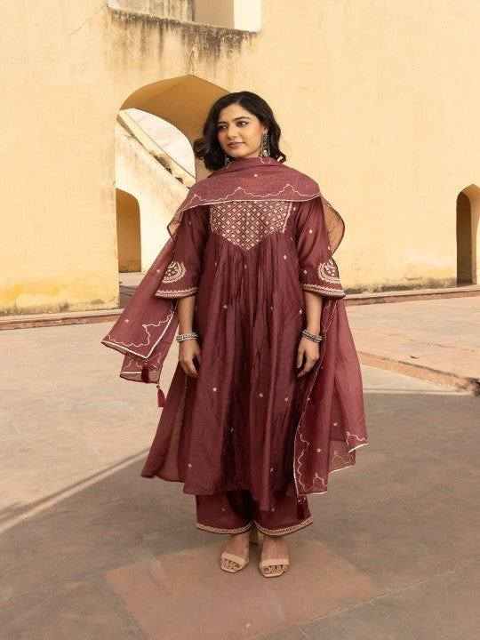 ASRUMO Women Floral Embroidered Regular Patchwork Kurta