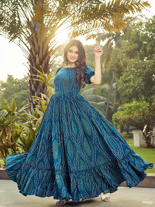CHANSI Floral Printed Pleated Flared Maxi Dress