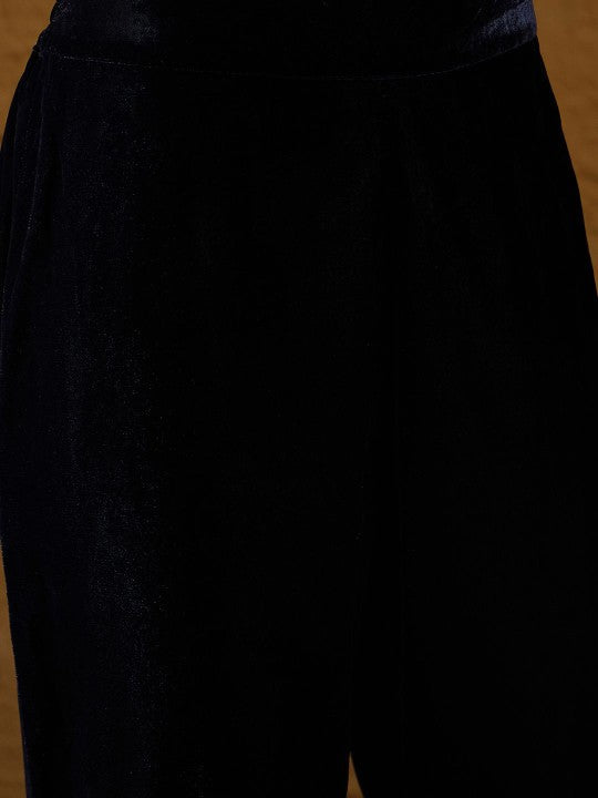 House of Pataudi Floral Embroidered Velvet Straight Kurta