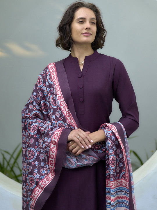 DEVATITHI Women Floral Regular Kurta & Trouser With Dupatta