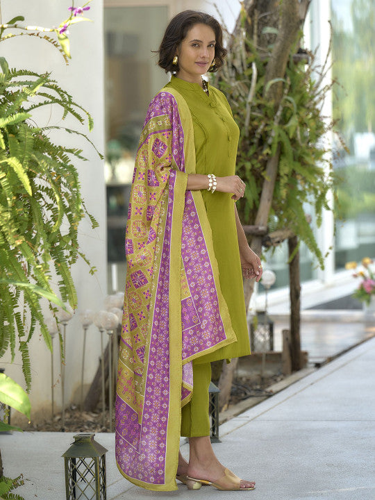 Ishin Mandarin Collar Straight Kurta With Trousers & Dupatta