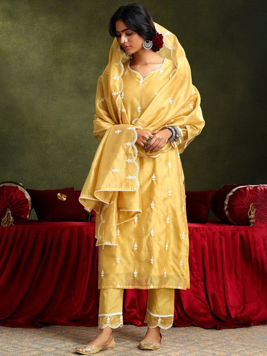 Heritage Women Ethnic Motifs Embroidered Kurta with Trousers & With Dupatta