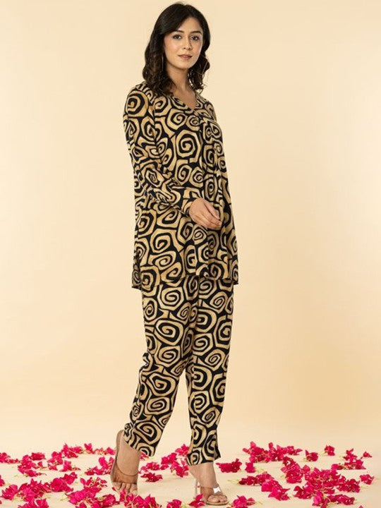Haute and Humble Printed V-Neck Long Sleeves Top With Trouser