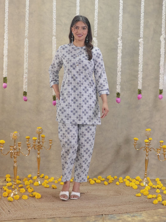 Soft Cotton Geometric Straight White Kurta