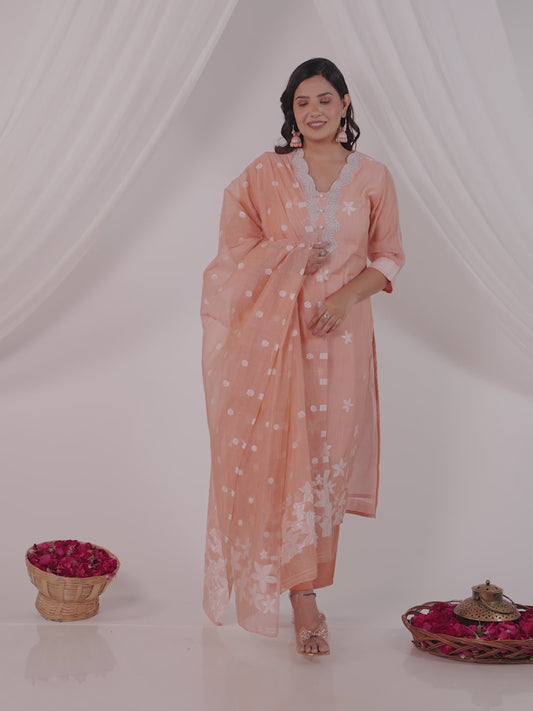 Chanderi Floral Straight Peach Kurta