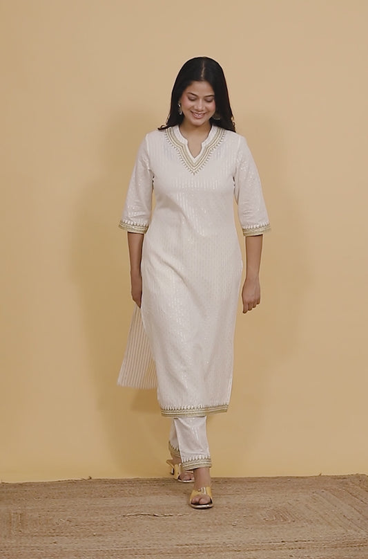 Textured Cotton Self Design Kurta