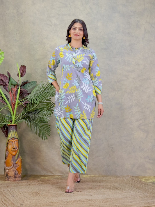 Soft Cotton Foliage Straight Grey Kurta