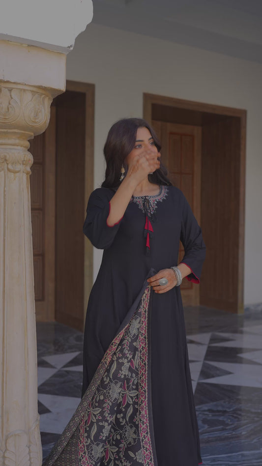 Embroidered Viscose Solid Anarkali Anarkali Black Kurta