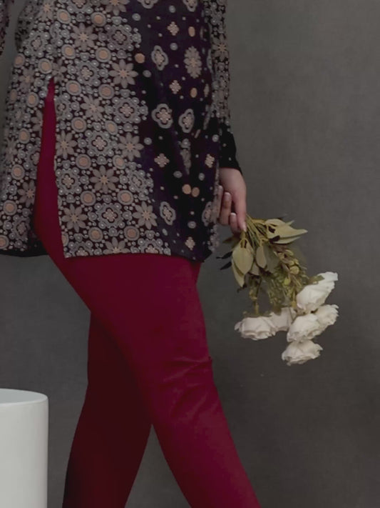 Stretchable Cotton Solid Maroon Leggings