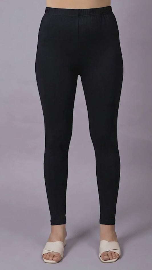 Stretchable Cotton Solid Black Leggings