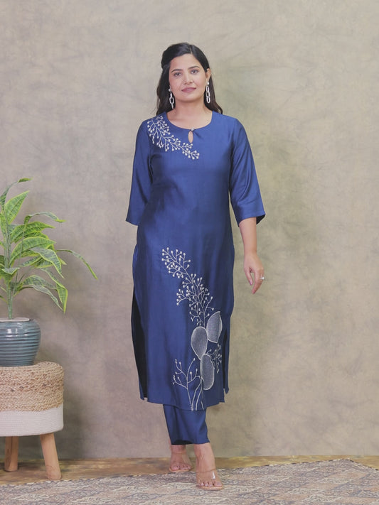 Embroidered Vertigan Solid Anarkali Navy Blue Kurta