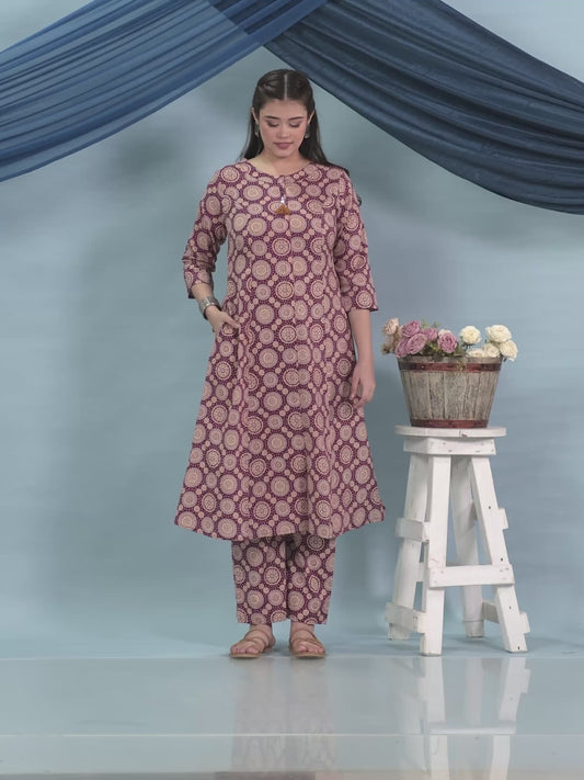 Embroidered Kantha Cotton Geometric Flared Maroon Kurta