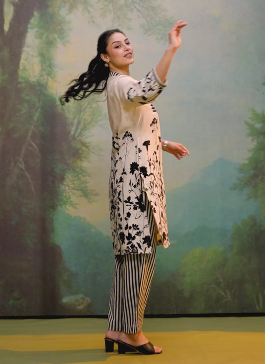 Linen cotton Placement Print A-line Off White Kurta