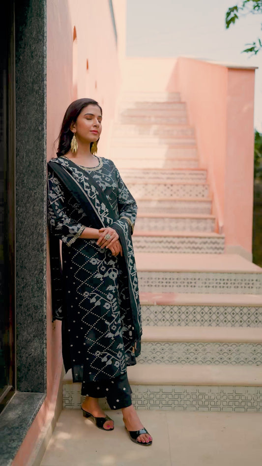 Soft Cotton Geometric Straight Black Kurta