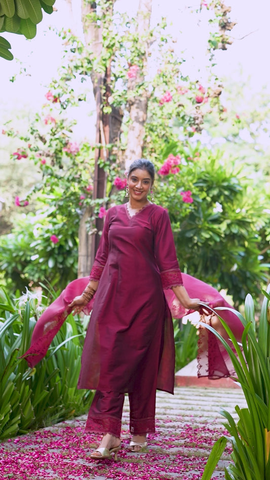 Embroidered Blended Silk Solid Straight Maroon Kurta