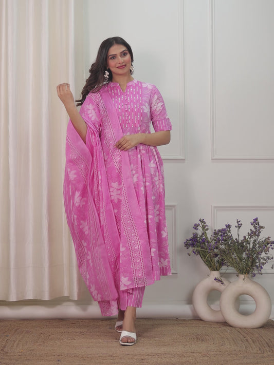 Embroidered Soft Cotton Floral Panelled Pink Kurta