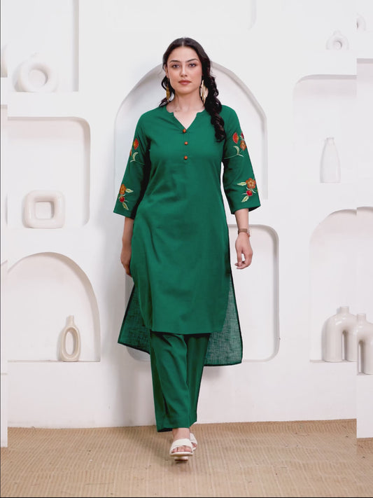 Embroidered Slub cotton Solid Straight Emerald Green Kurta