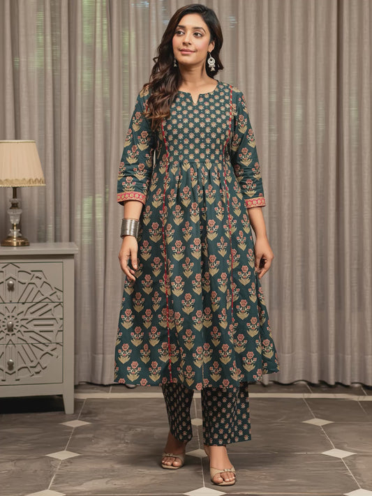 Embroidered Soft Cotton Block Print Panelled Green Kurta