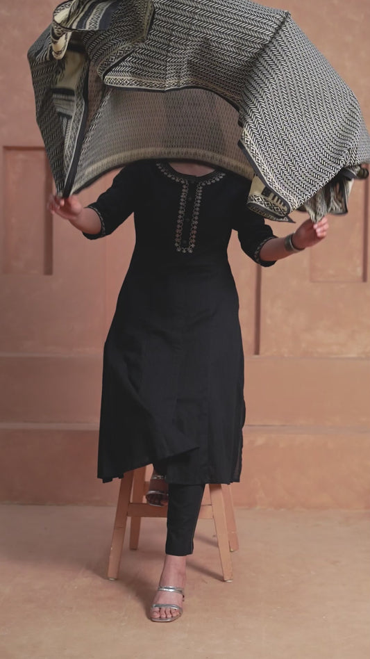 Embroidered Linen Cotton Solid Flared Black Kurta