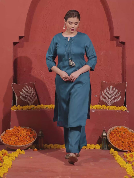 Crepe Solid Straight Blue Kurta