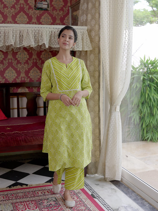 Soft Cotton Geometric Straight Green Kurta