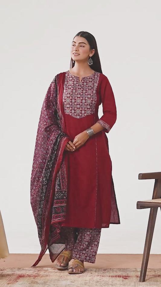 Soft cotton Solid Straight Maroon Kurta