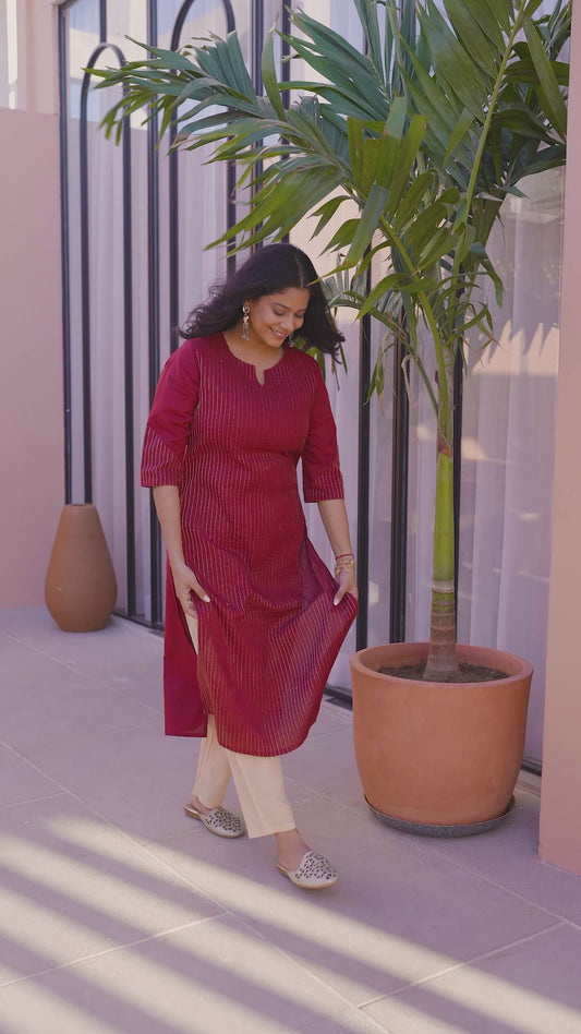 Natural Cotton Solid Straight Maroon Kurta