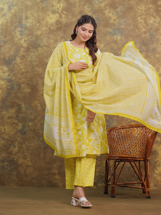 Soft Cotton Floral Flared Green Kurta