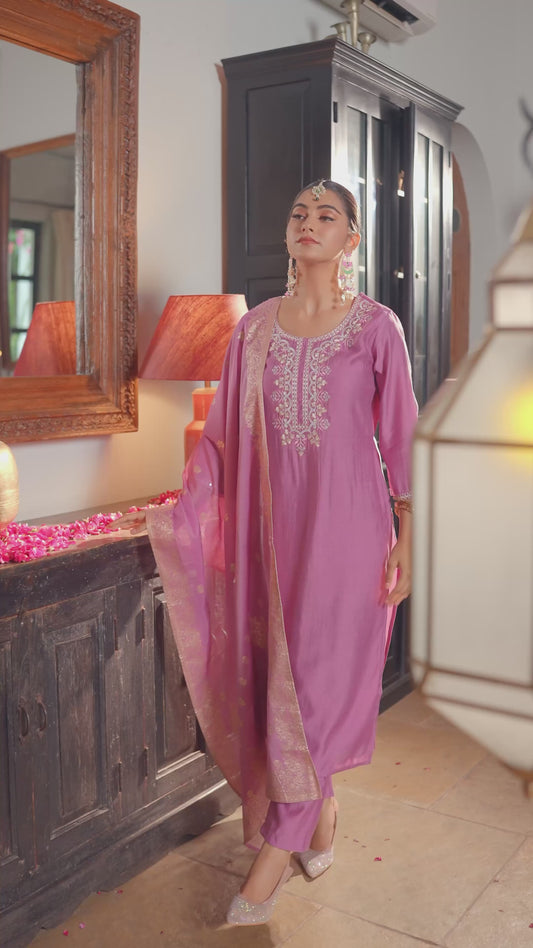 Embroidered Chanderi Onion Pink Straight Kurta