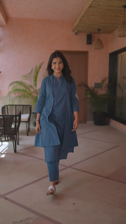 Kantha Cotton Solid Straight Blue Kurta