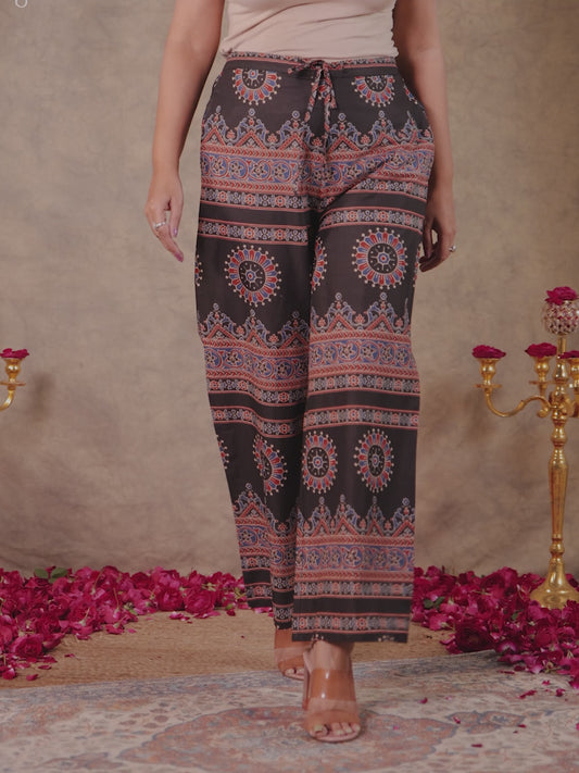 Soft Cotton Geometric Black Palazzo