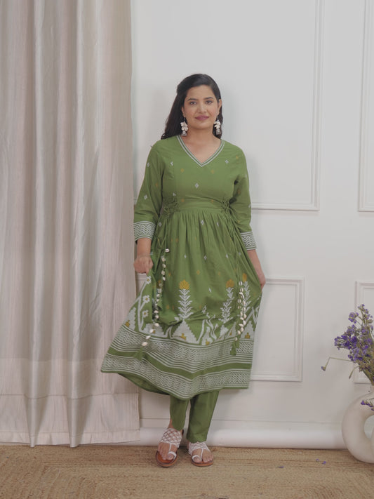 Soft Cotton Geometric Kalidar Green Kurta