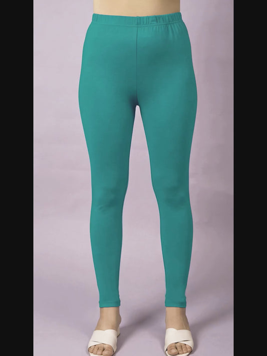 Knit Solid Turquoise Leggings