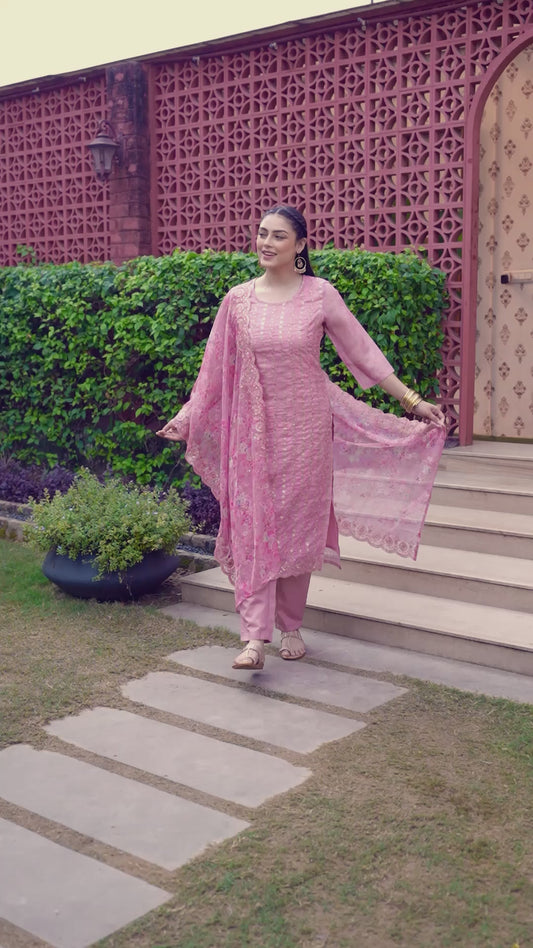 Embroidered Organza Floral Straight Baby Pink Kurta