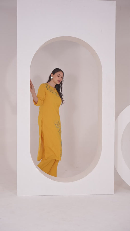 Embroidered Soft cotton Solid Straight Yellow Kurta