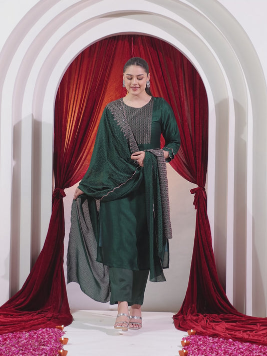 Embroidered Poly Silk Solid Straight Green Kurta