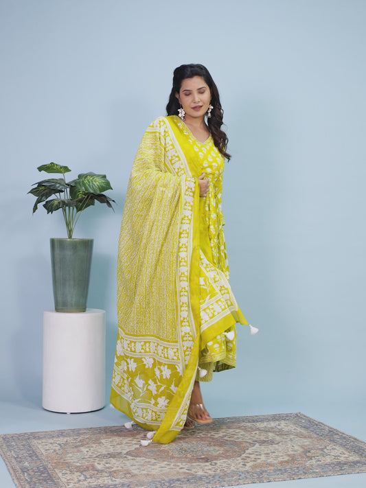 Soft Cotton Floral Flared Green Kurta