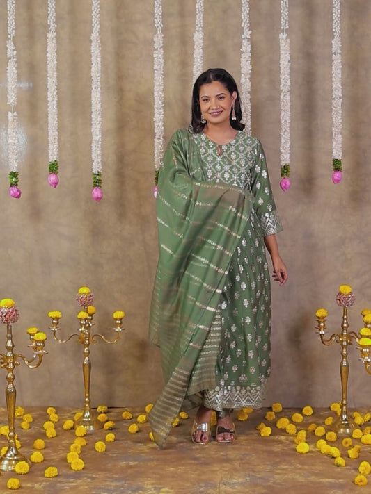 Embroidered Roman silk Gold foil Green Kurta