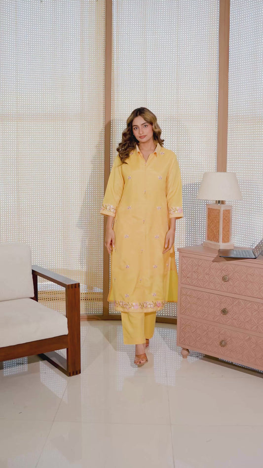 Embroidered Blended Silk Solid Straight Yellow Kurta