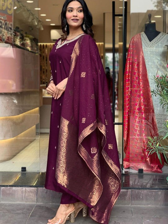 DIVASTRI Women Ethnic Motifs Embroidered Regular Kurta