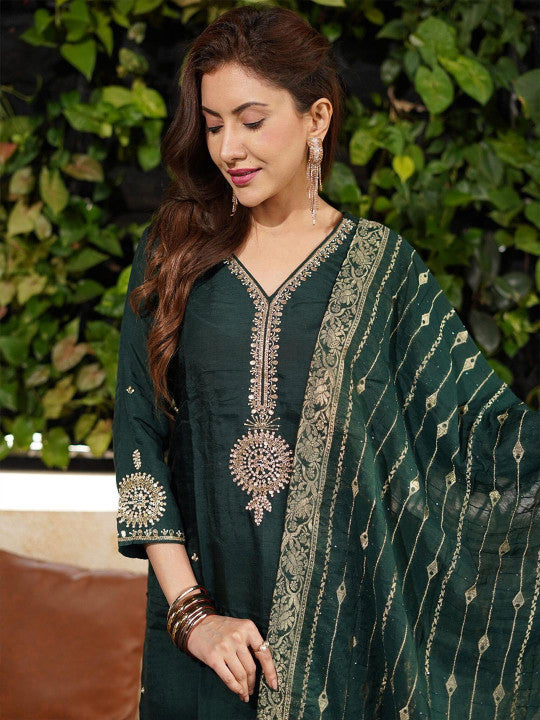 VARNI VESH Women Floral Embroidered Kurta with Trousers & Dupatta