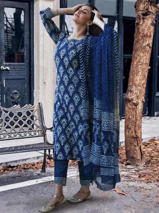 Ethnic basket Women Navy Blue Cotton Blend Kurta Sets With Dupatta