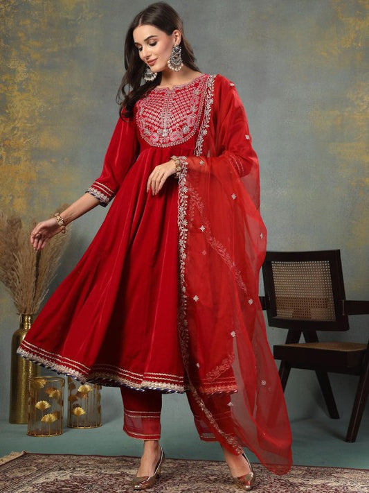 Stylum Women Embroidered Empire Velvet Kurta
