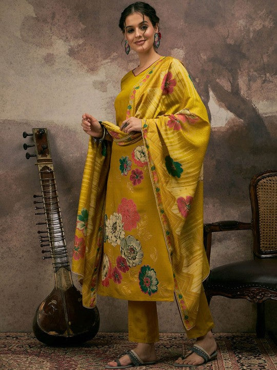 Anouk Women Floral Printed Kurta with Trouser & Dupatta