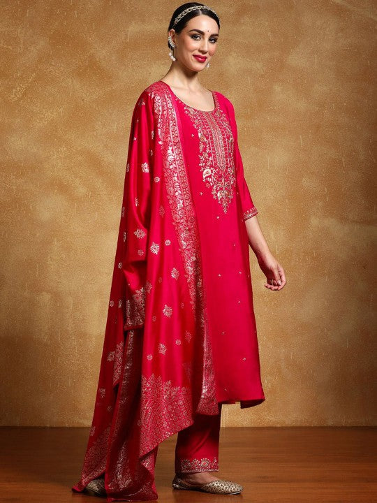 House of Pataudi Floral Embroidered Sequinned Kurta