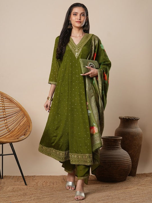 FASHOR Women Ethnic Motifs Embroidered Panelled Beads and Stones Kurta