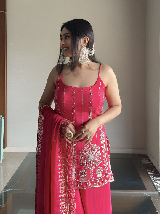 Glamique by Gungun Women Ethnic Motifs Embroidered Kurti with Palazzos & Dupatta