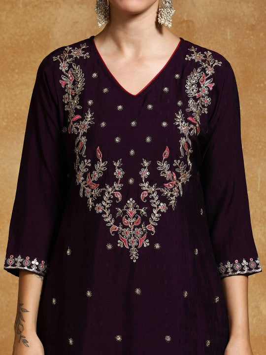 House of Pataudi Women Embroidered Straight Kurta