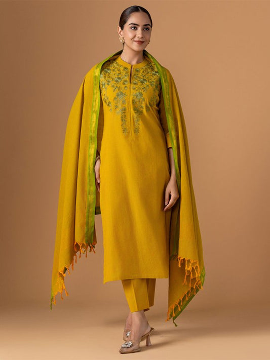 WOMEN PLUS Embroidered Pure Cotton Suit Set