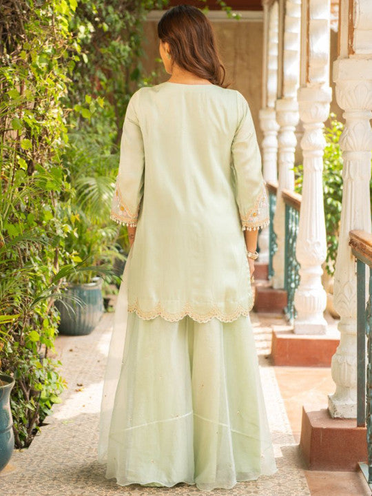 AJIESH OBEROI Floral Embroidered Thread Work Kurta With Palazzos & Dupatta